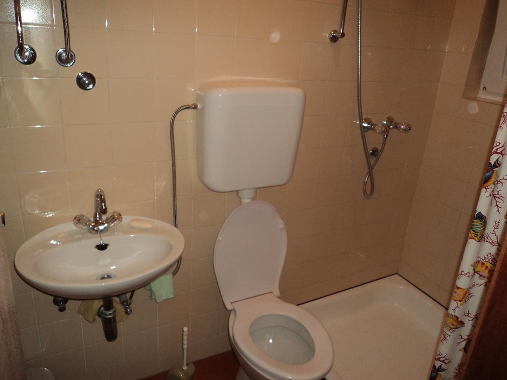 Apartments Racetin Marina Szoba fotó